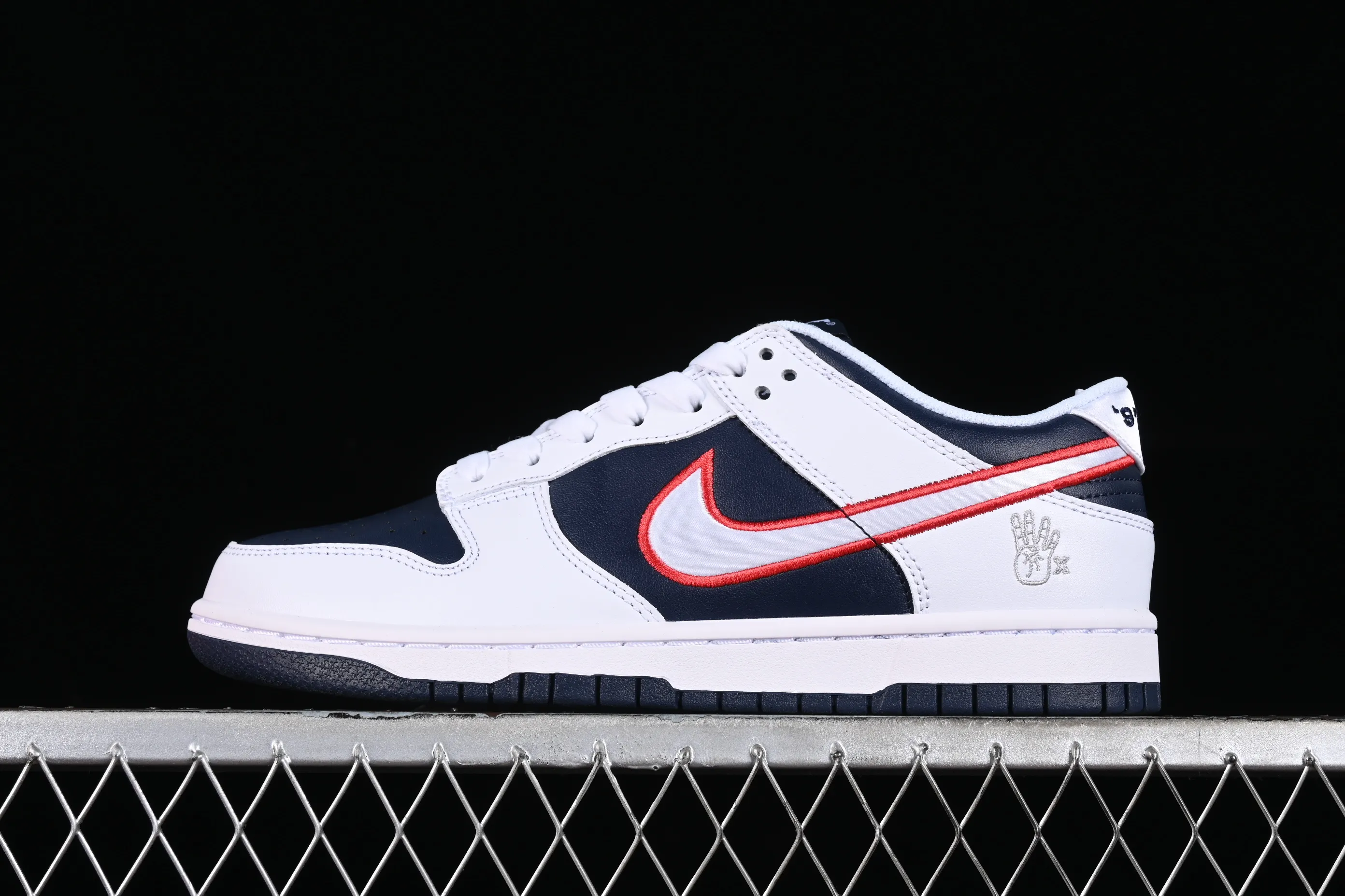 All categories Nk SB Dunk series Nk SB Dunk Low low-top sneakers K version Nk Dunk Low "Houston Comets Four-Peat" Four-time champion SB low-top casual sneakers DZ2780-100